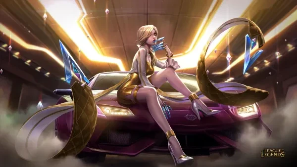 Evelynn on car